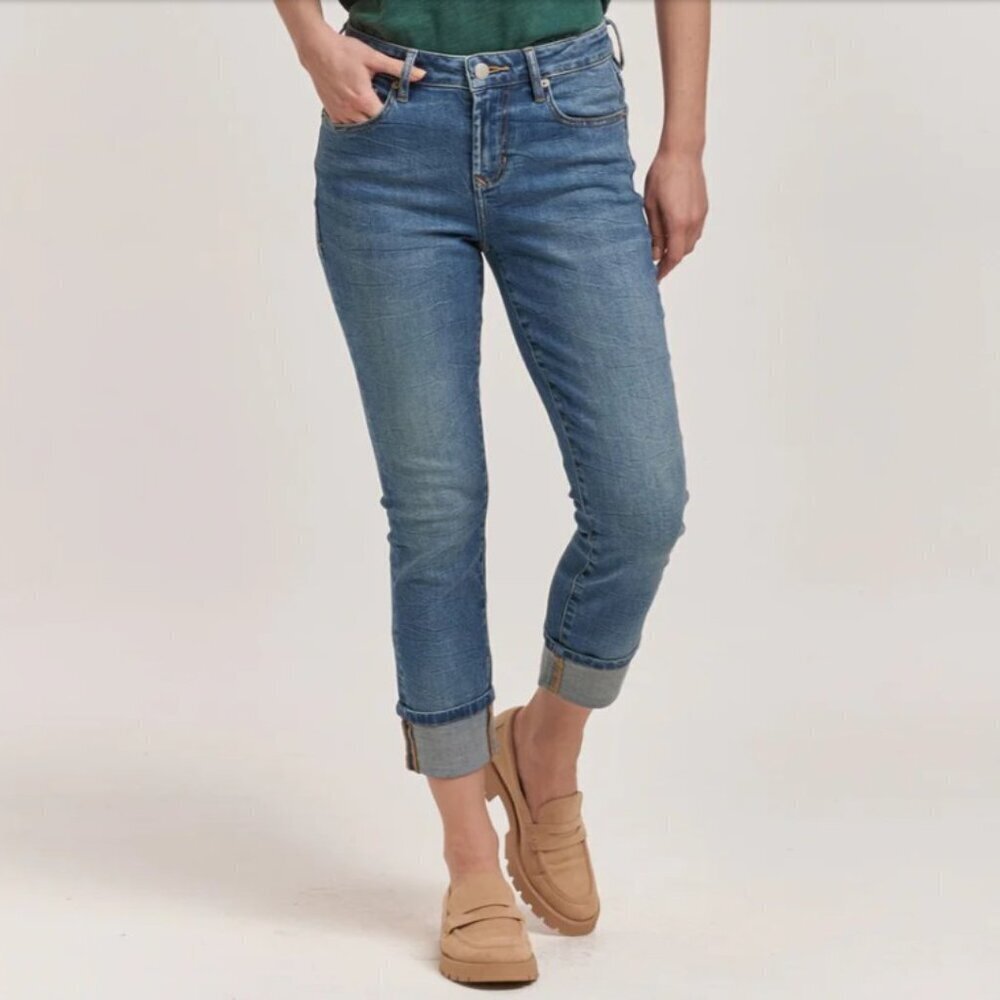 DEAR JOHN SZ 31 BLAIRE STRAIGHT LEG Stretch Distressed Cuffed 5Pocket Blue Jeans